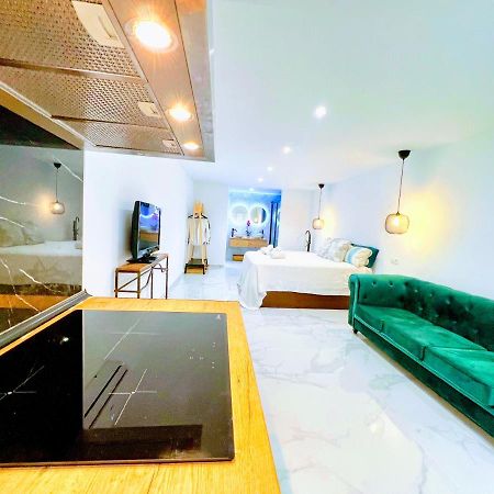 Garden Boutique Apartment El Faro Ngoại thất bức ảnh
