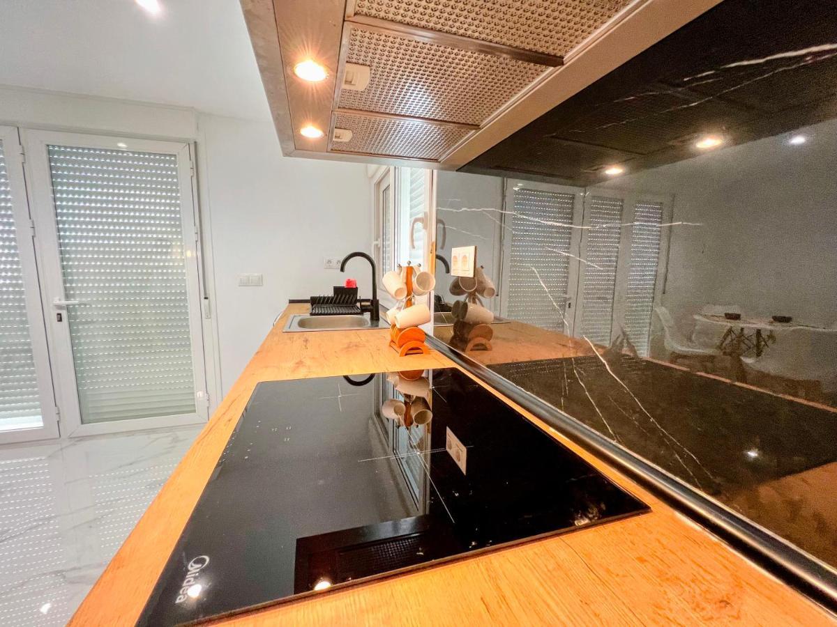 Garden Boutique Apartment El Faro Ngoại thất bức ảnh