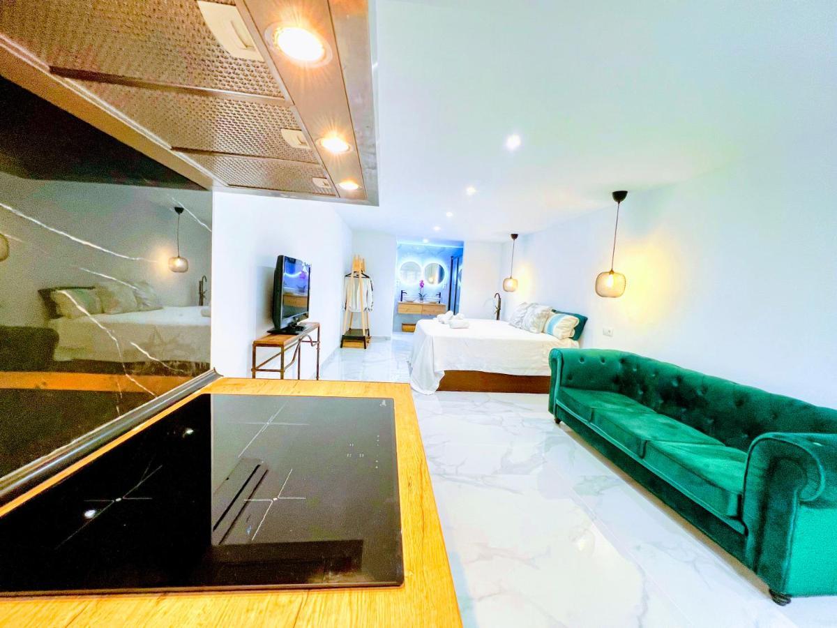 Garden Boutique Apartment El Faro Ngoại thất bức ảnh