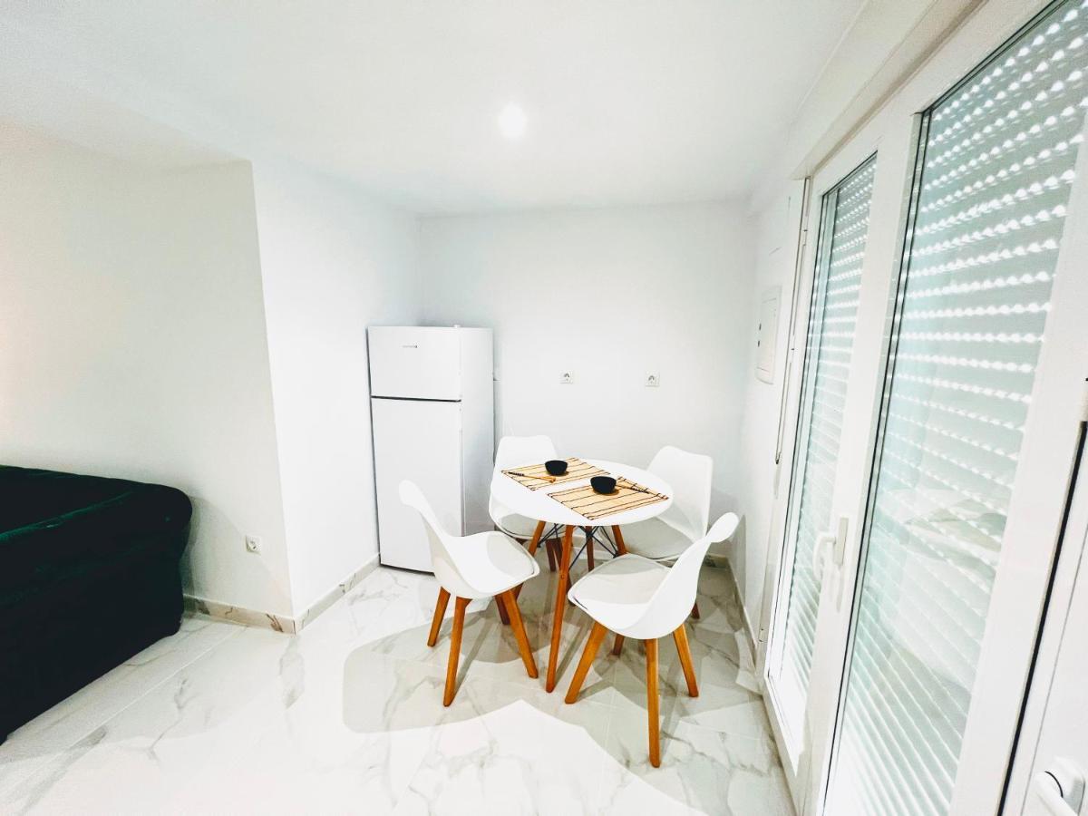 Garden Boutique Apartment El Faro Ngoại thất bức ảnh