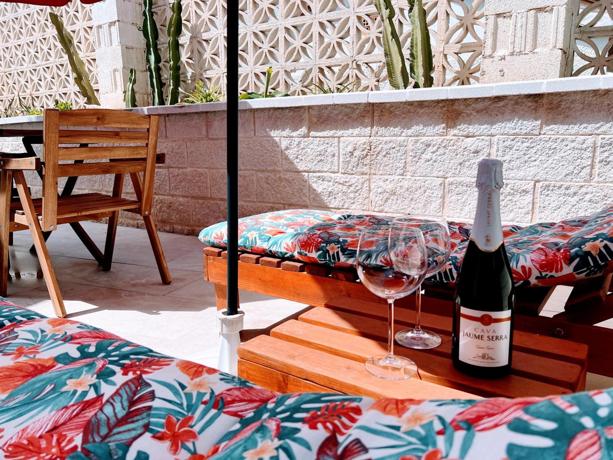 Garden Boutique Apartment El Faro Ngoại thất bức ảnh